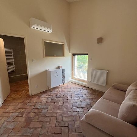 La Bergerie Des Amandiers Chambres Et Table D'Hotes Malataverne Dış mekan fotoğraf